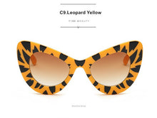 Load image into Gallery viewer, Retro Cat Eyes Sunglasses