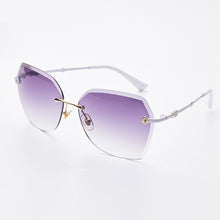 Load image into Gallery viewer, New Women's Sunglasses