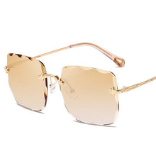 Load image into Gallery viewer, New Woman Sunglasses