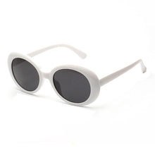 Load image into Gallery viewer, Retro Vintage Sunglasses