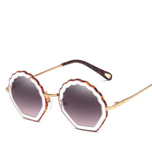 Load image into Gallery viewer, New Sun Glasses
